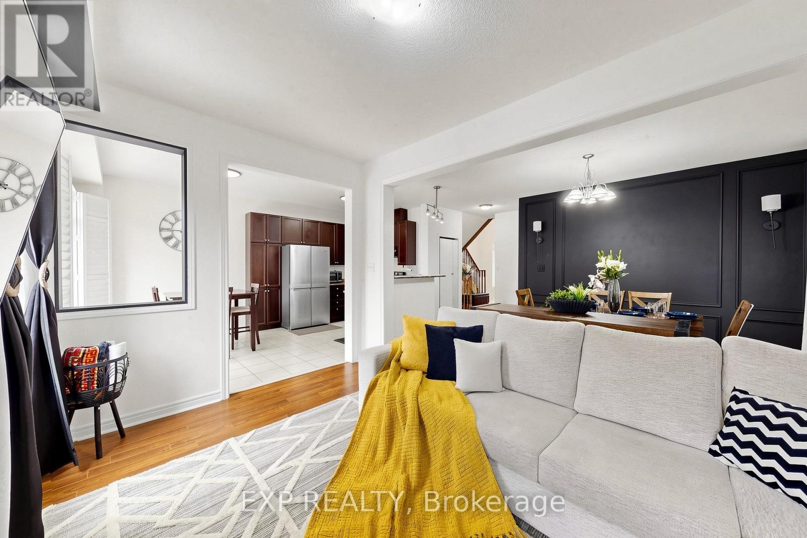 34 FREESIA ROAD - 8