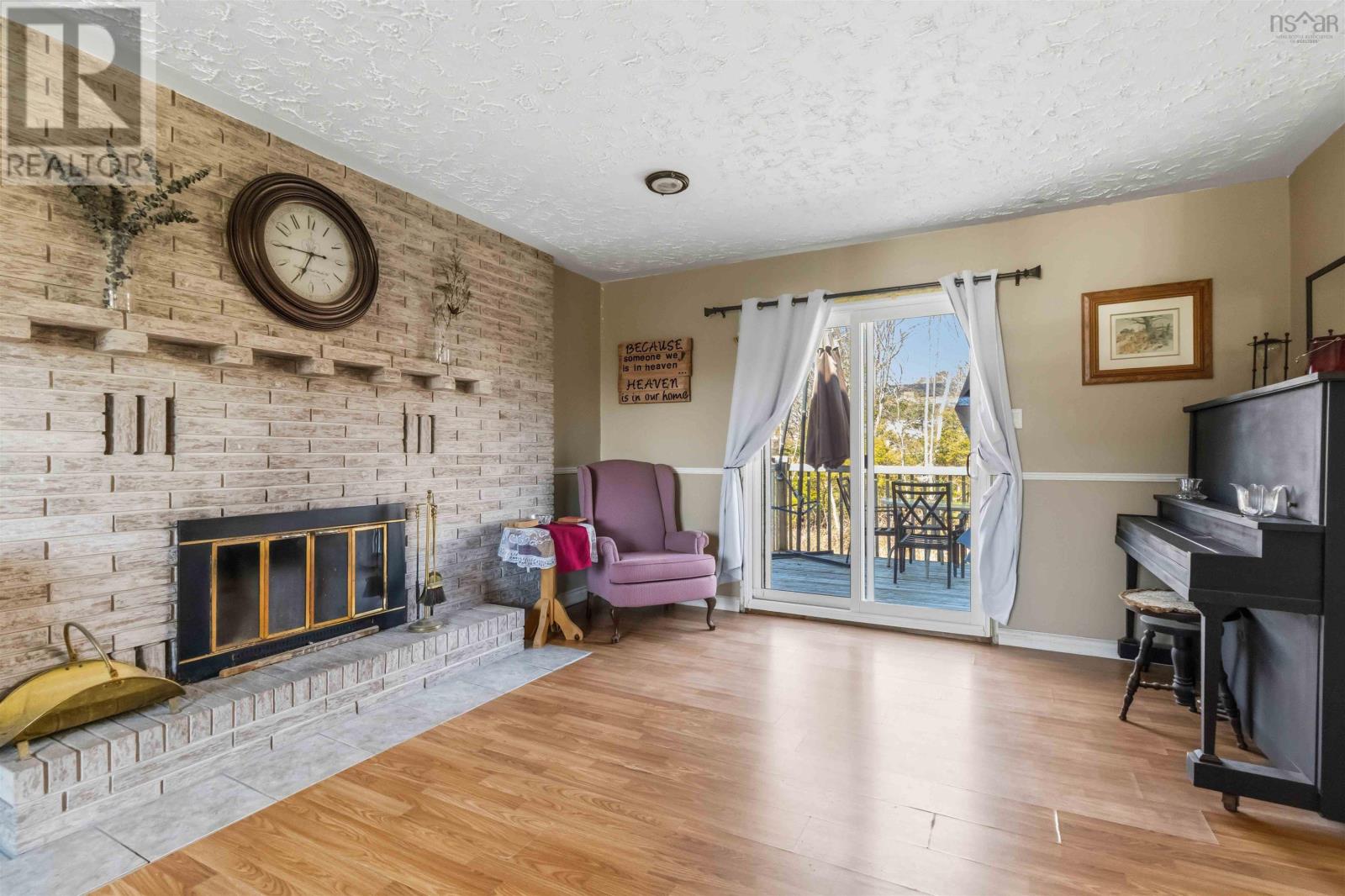 Property 9 of 32 of 7 Fiddlers Green