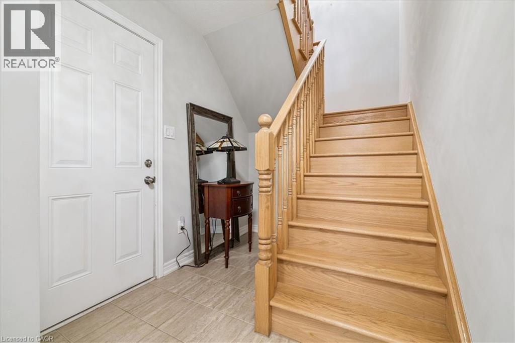 181 PLAINS Road W Unit# 36, Burlington, Ontario, L7T0B1 — Photo 9