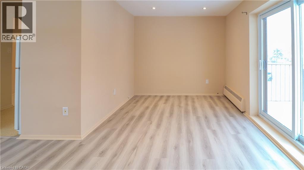 84 SECOND Street Unit# 207, Orangeville, Ontario, L9W2C3 — Photo 11