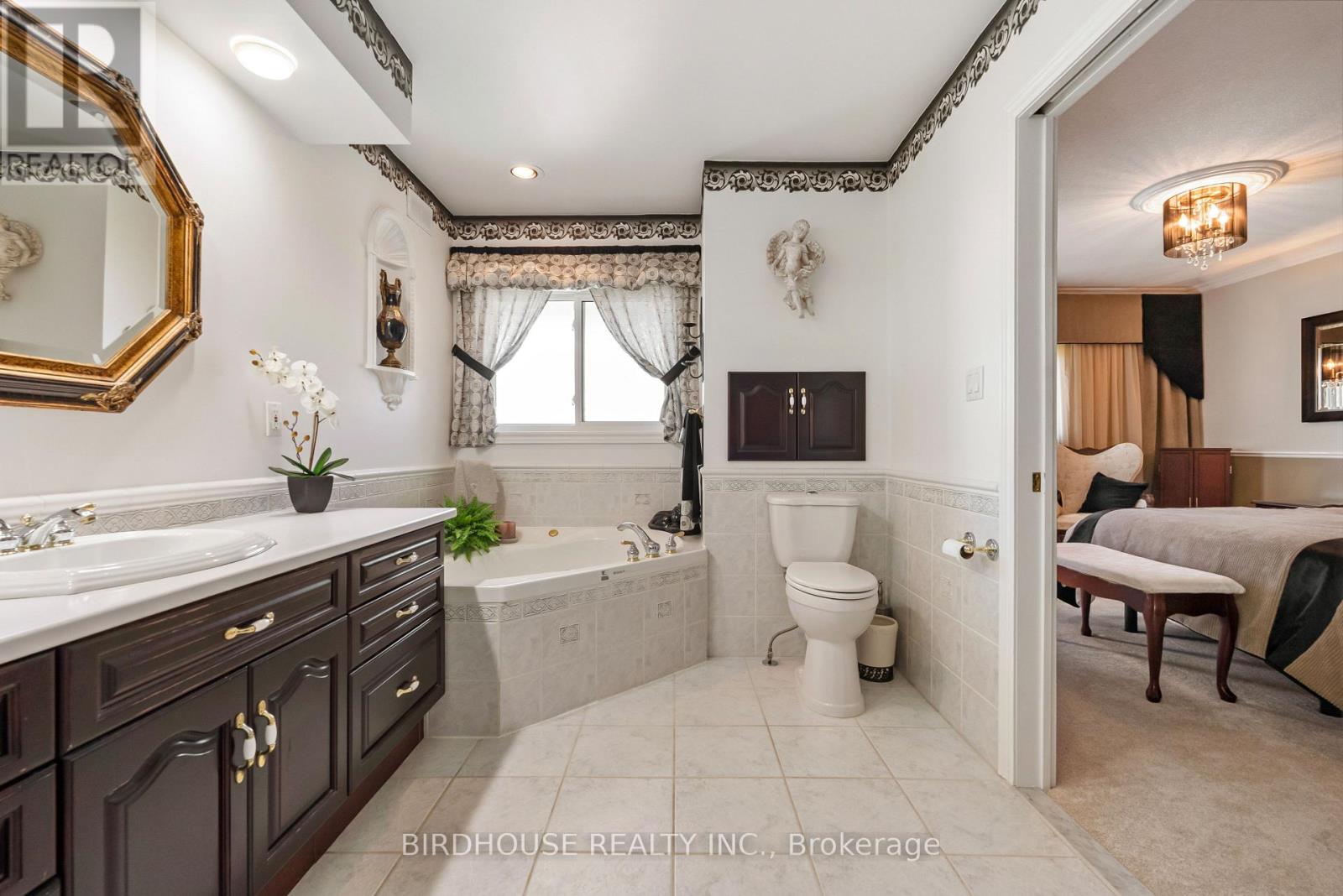 145 BEEHIVE DRIVE - 30