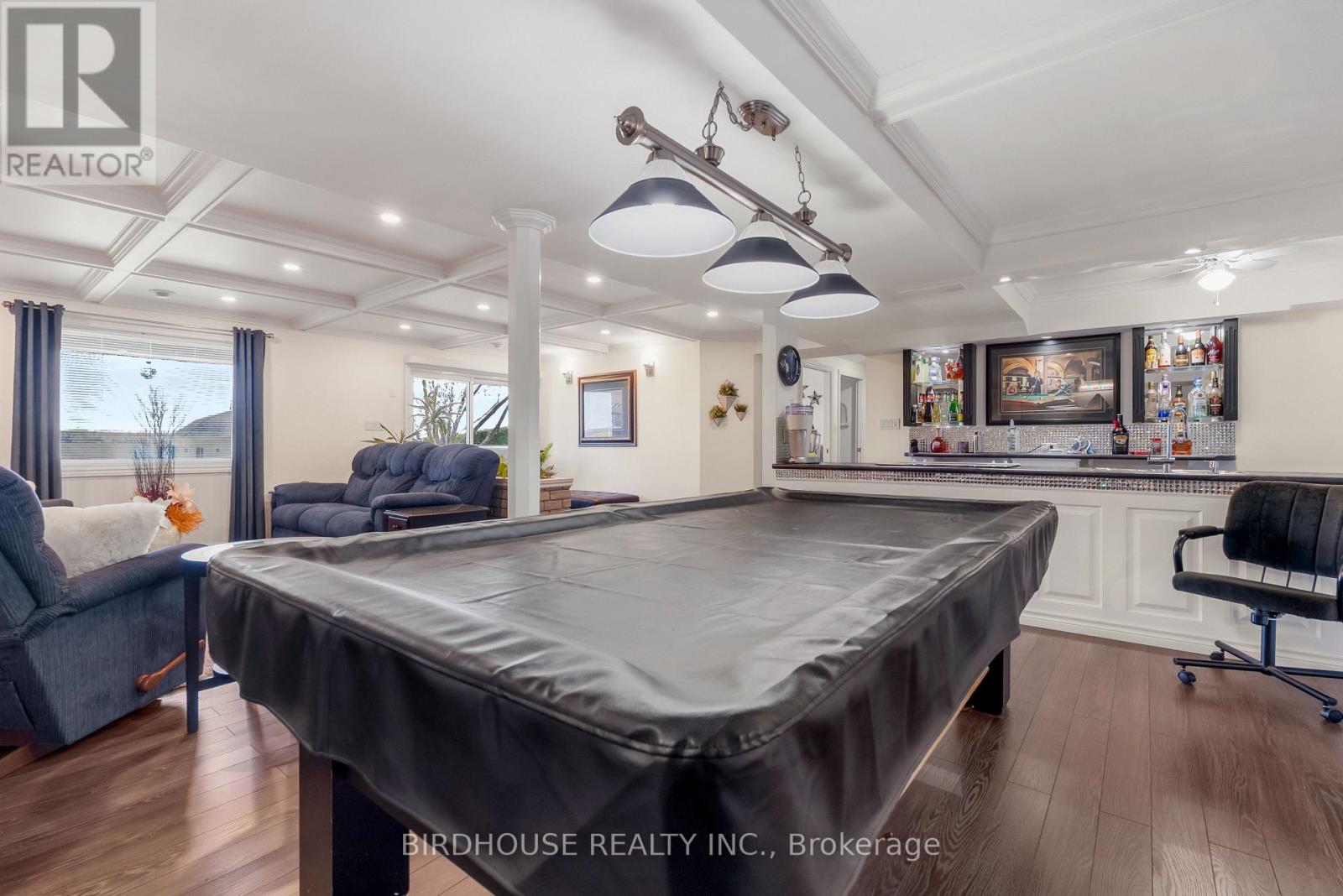145 BEEHIVE DRIVE - 35