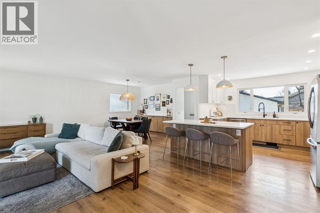 931 Parkwood Drive SE - photo 4