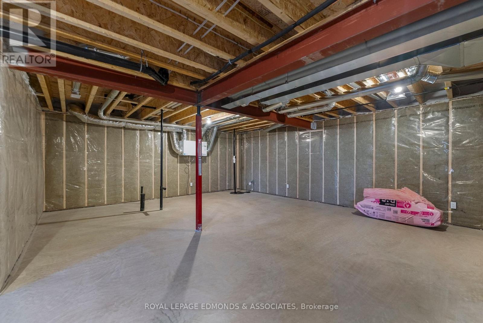 30 BAMAGILLIA STREET - 31