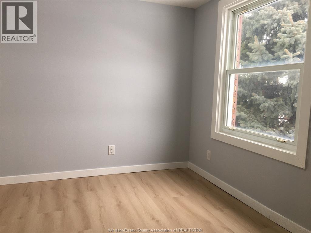 1101 ELSMERE, Windsor, Ontario, N9A2B1 — Photo 15