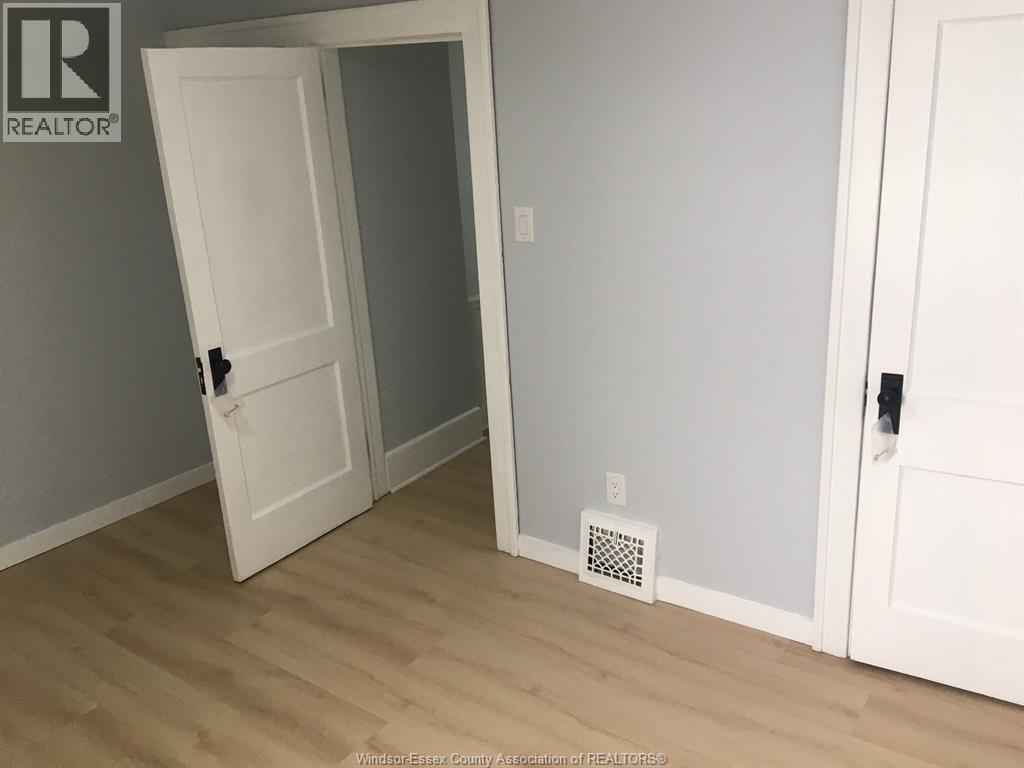 1101 ELSMERE, Windsor, Ontario, N9A2B1 — Photo 16