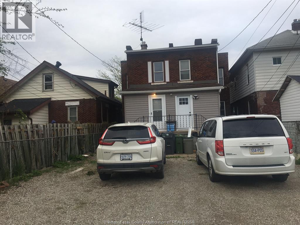 1101 ELSMERE, Windsor, Ontario, N9A2B1 — Photo 2