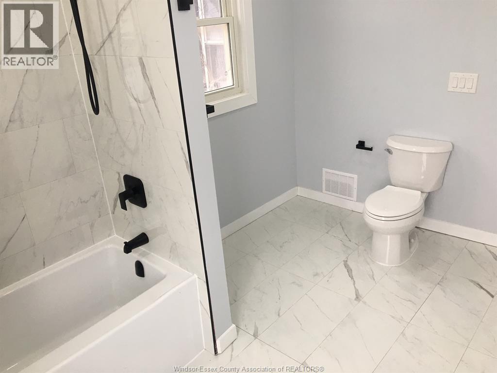 1101 ELSMERE, Windsor, Ontario, N9A2B1 — Photo 20