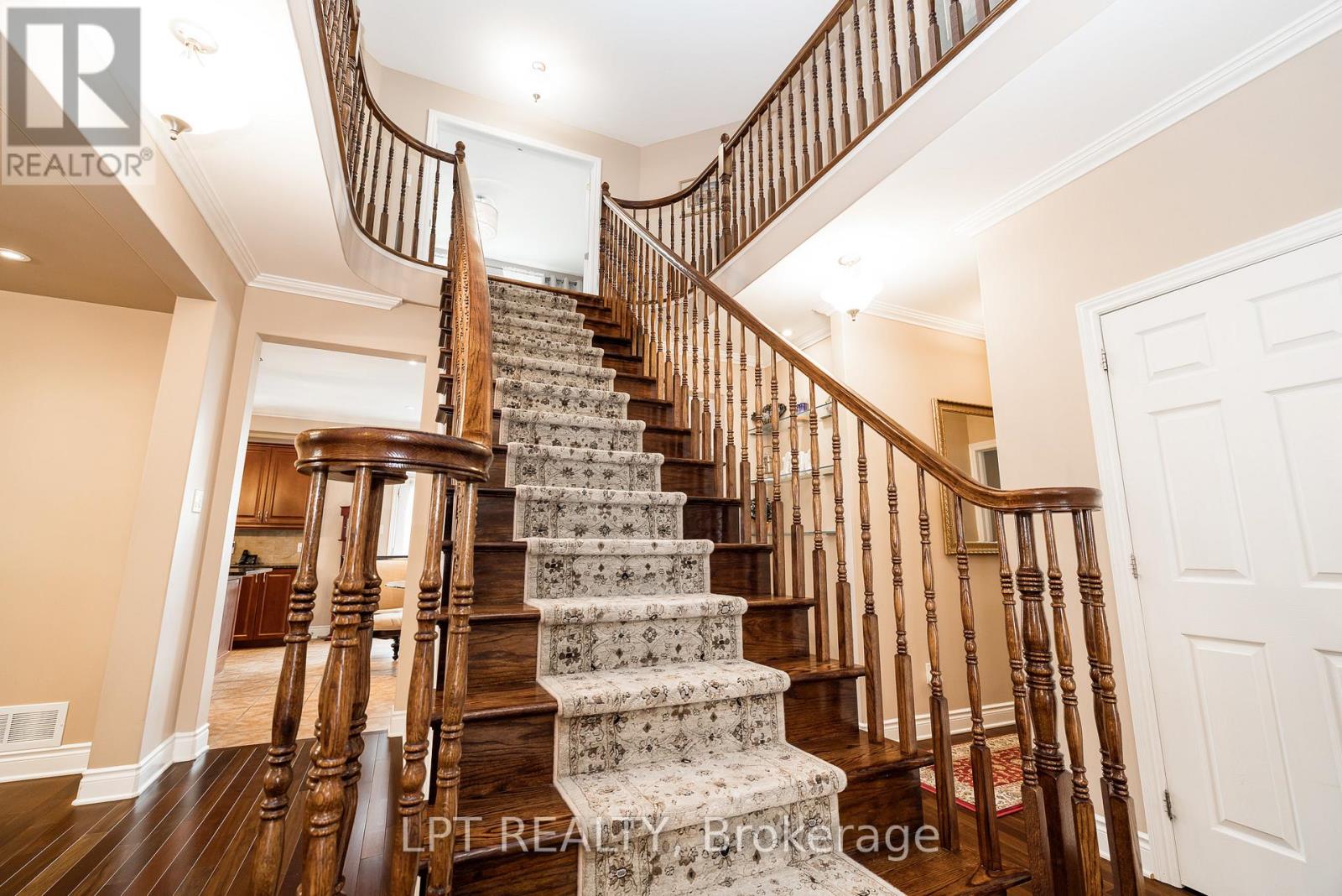 415 LANDSWOOD WAY - 18