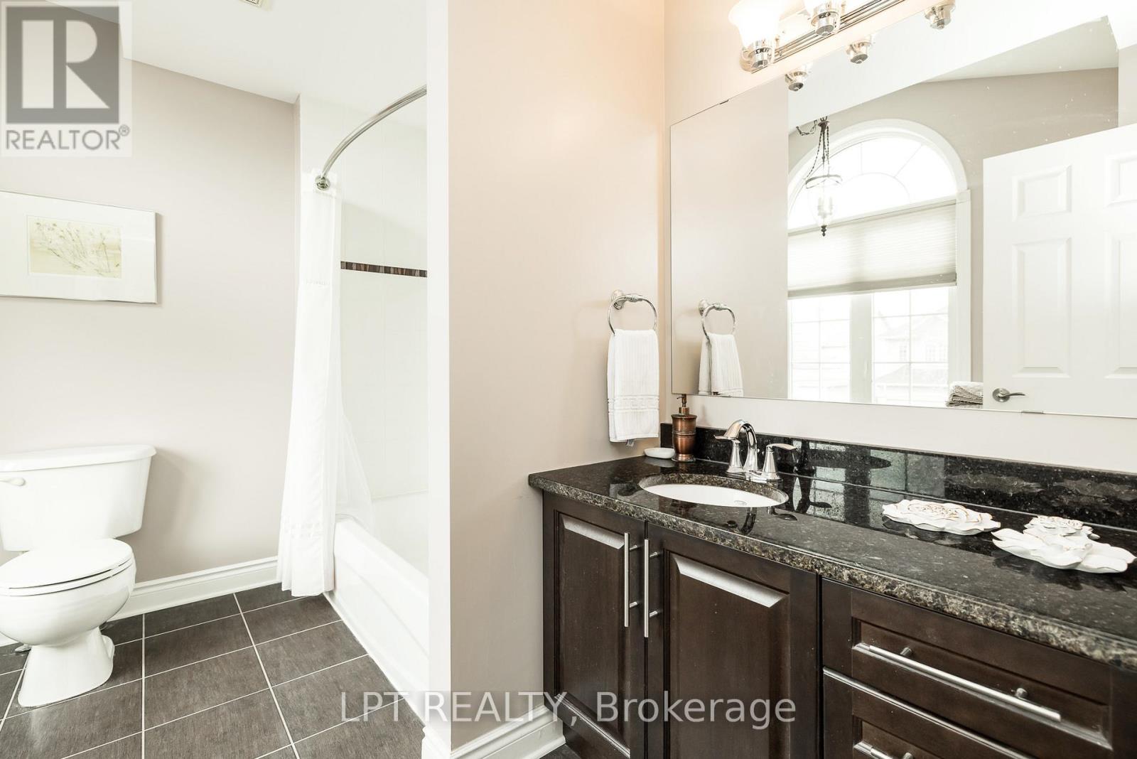 415 LANDSWOOD WAY - 30