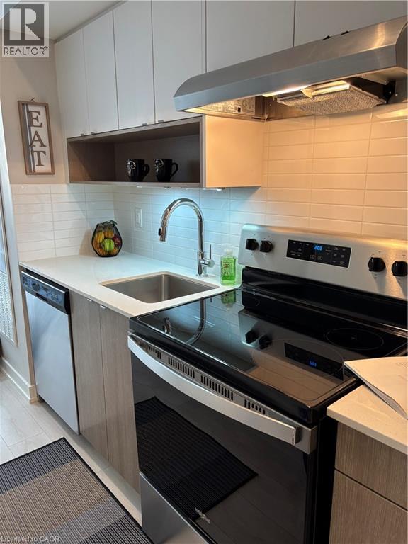 1119 COOKE Boulevard Unit# B121, Burlington, Ontario, L7T0C7 — Photo 10