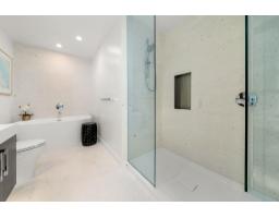 305 1439 George Street, White Rock, BC V4B0B9 Photo 22