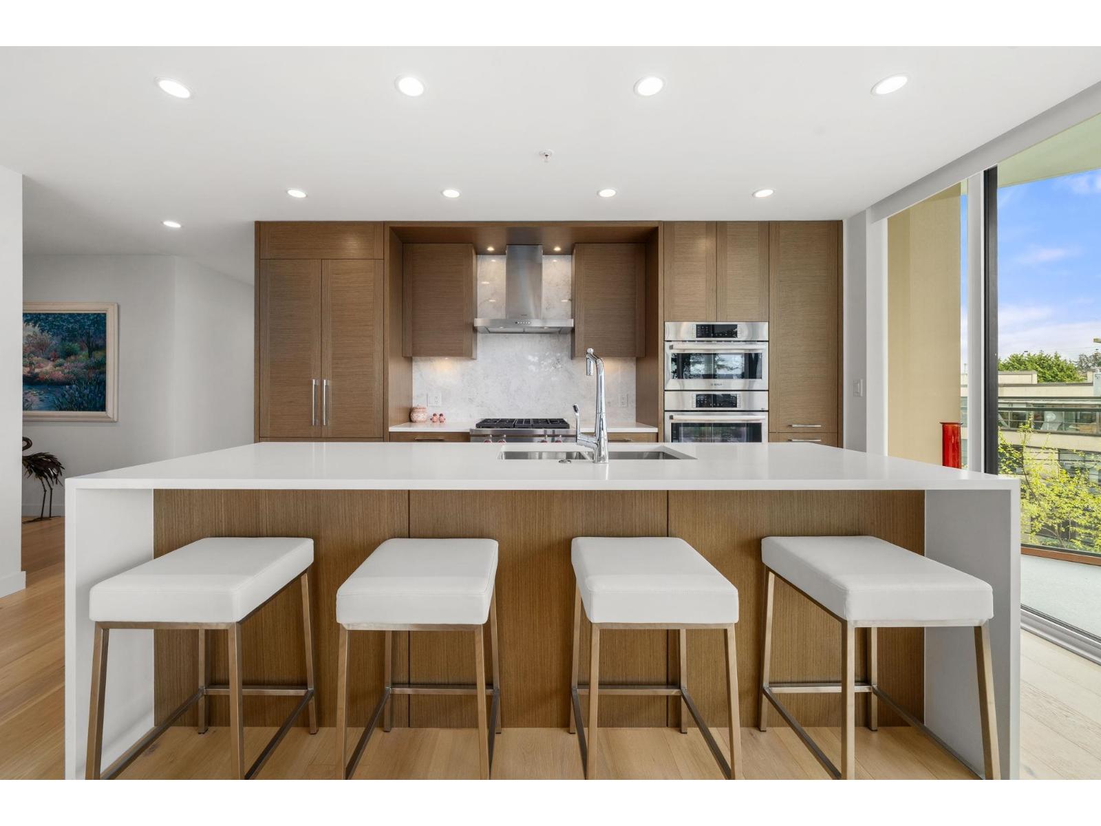 305 1439 GEORGE STREET — photo 8