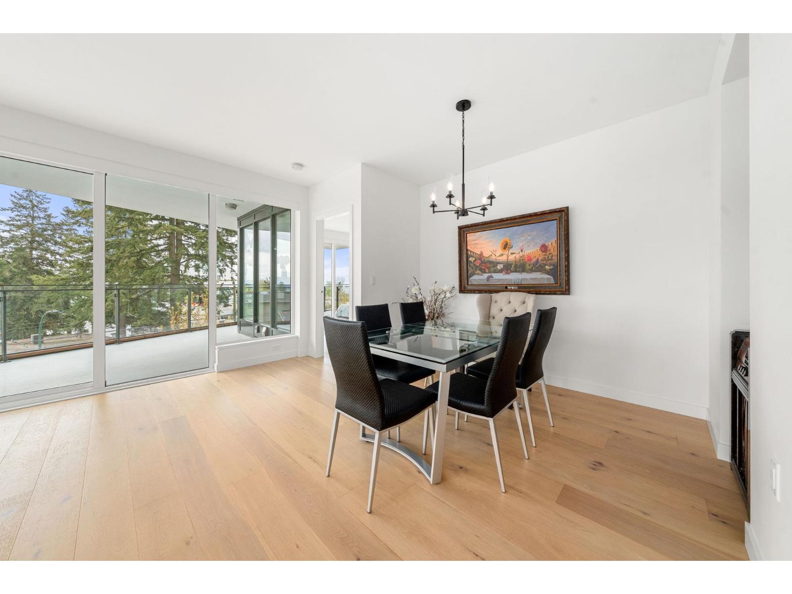 305 1439 GEORGE STREET — photo 23