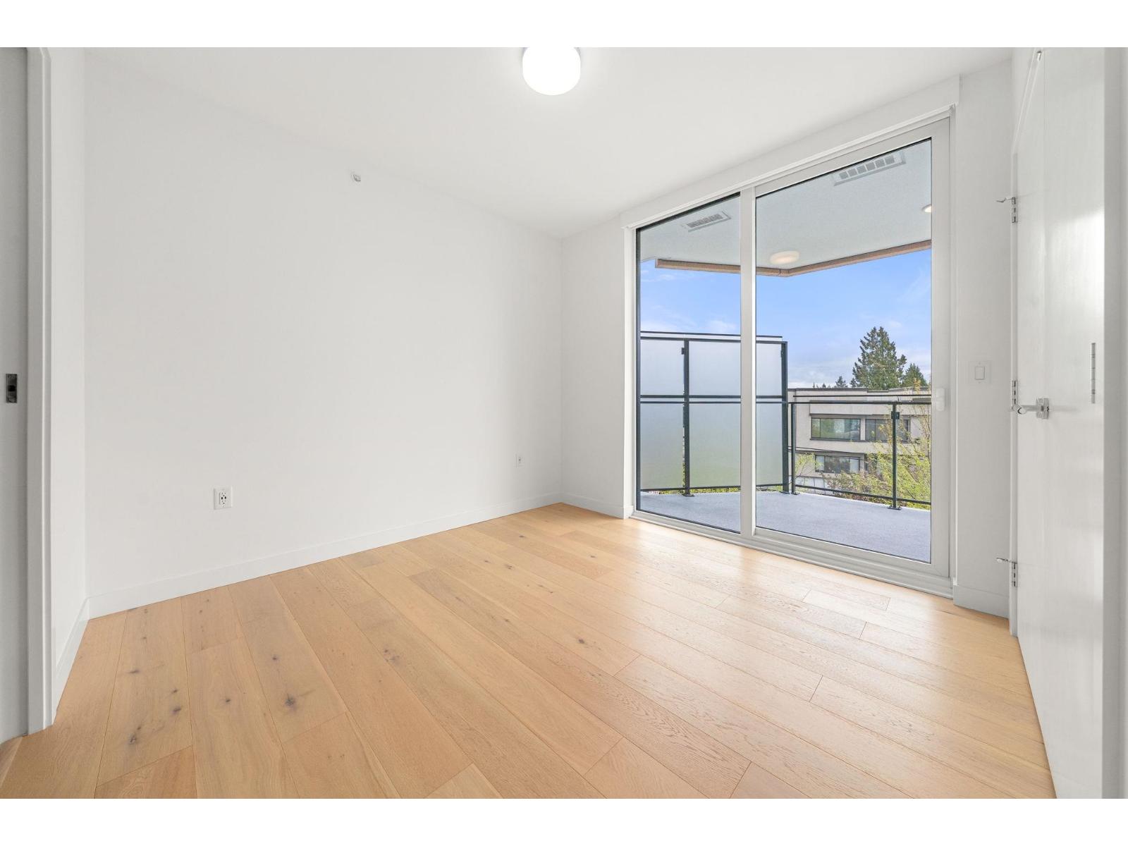 305 1439 GEORGE STREET — photo 27