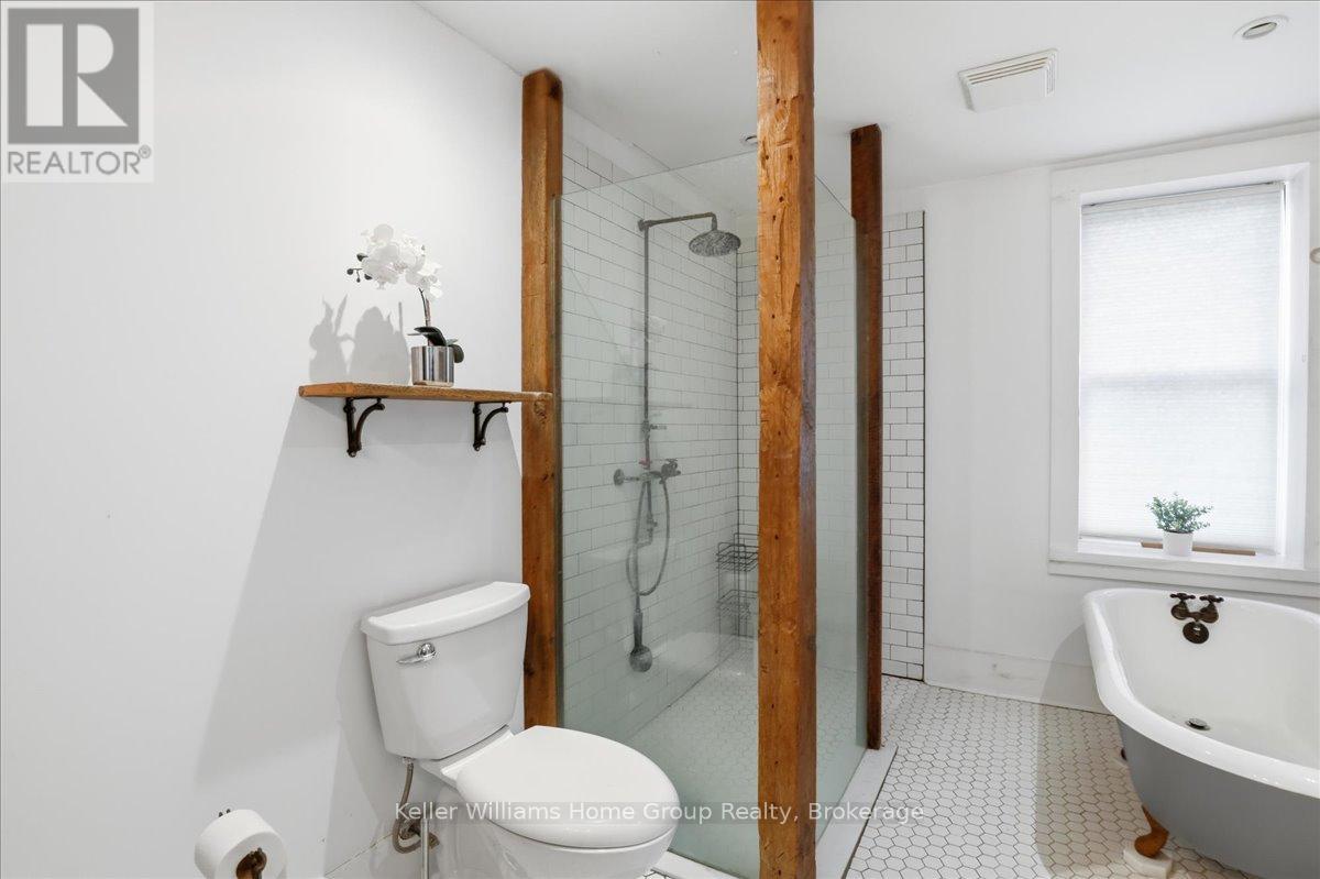 44 2ND AVENUE - 36