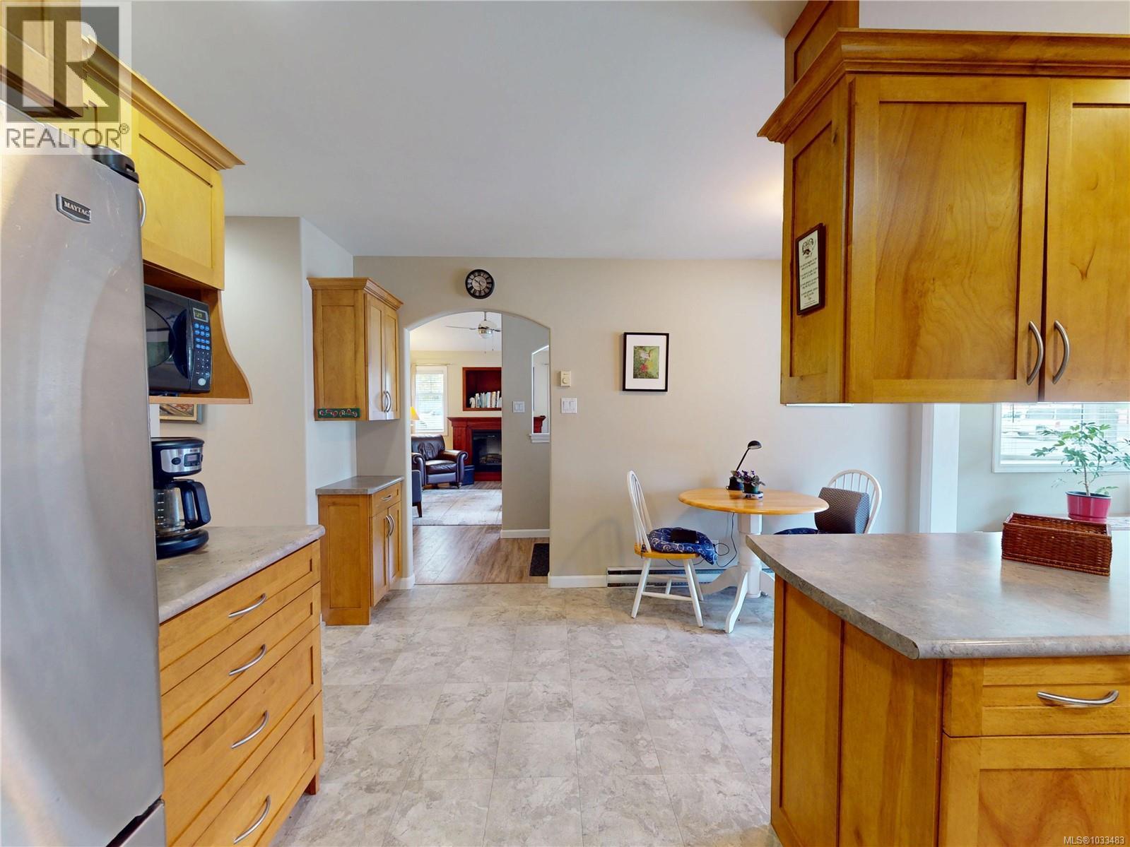972 Walfred Rd - 13