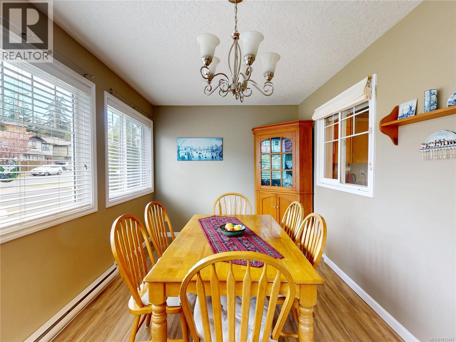 972 Walfred Rd - 14