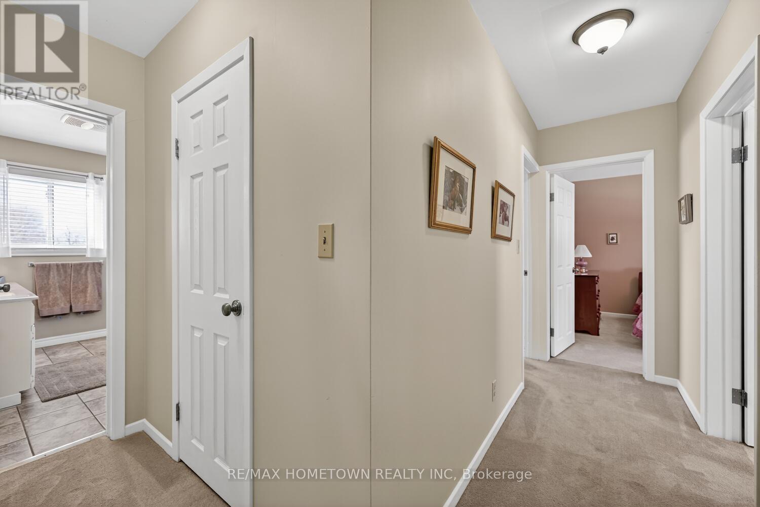 1 HARDY CRESCENT - 25