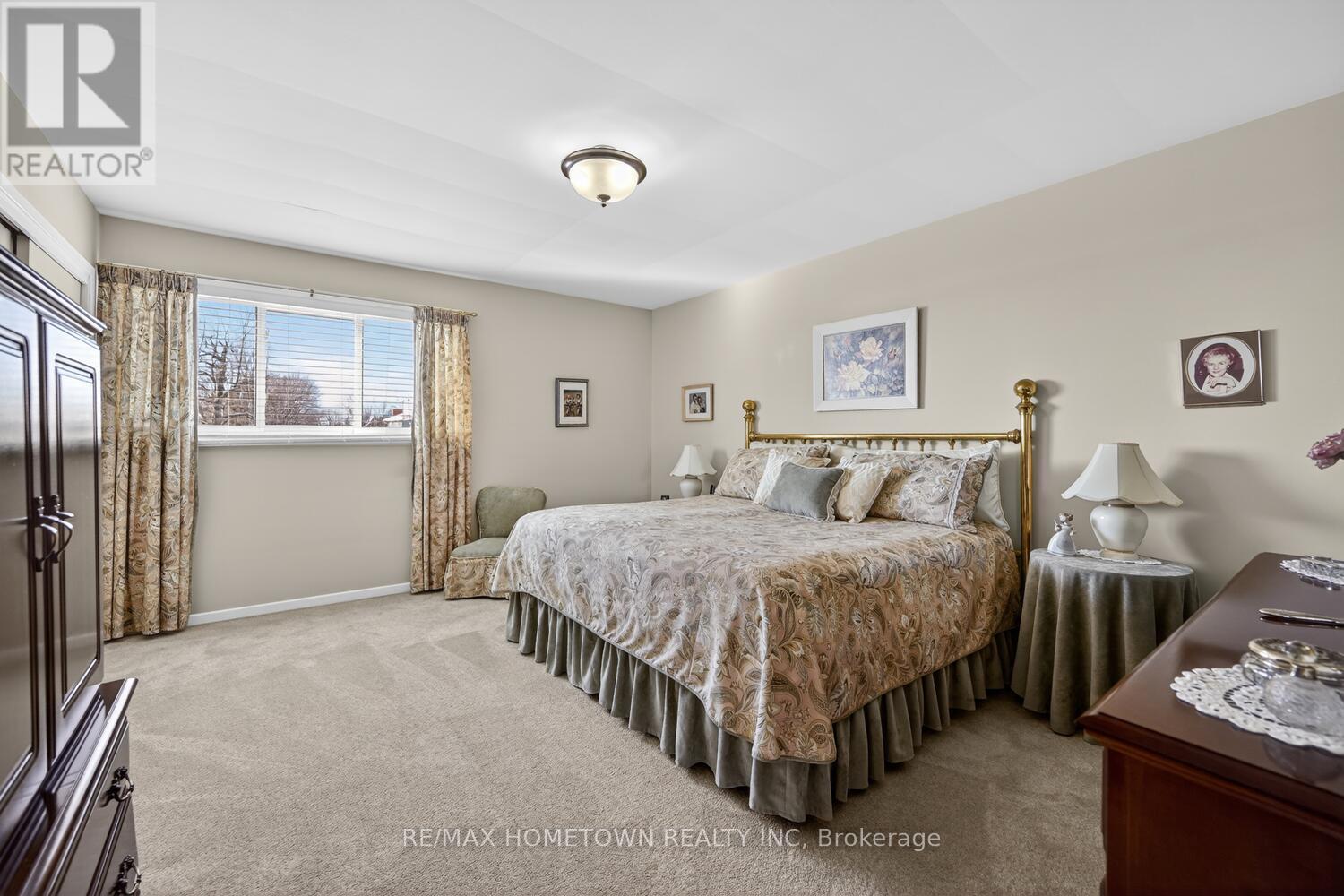 1 HARDY CRESCENT - 28