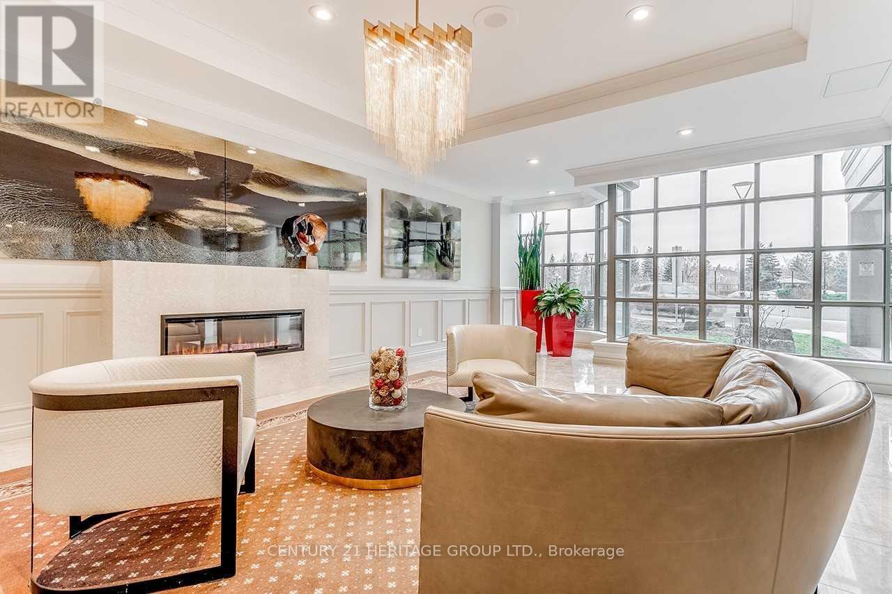 #707 7 TOWNSGATE DRIVE - 36