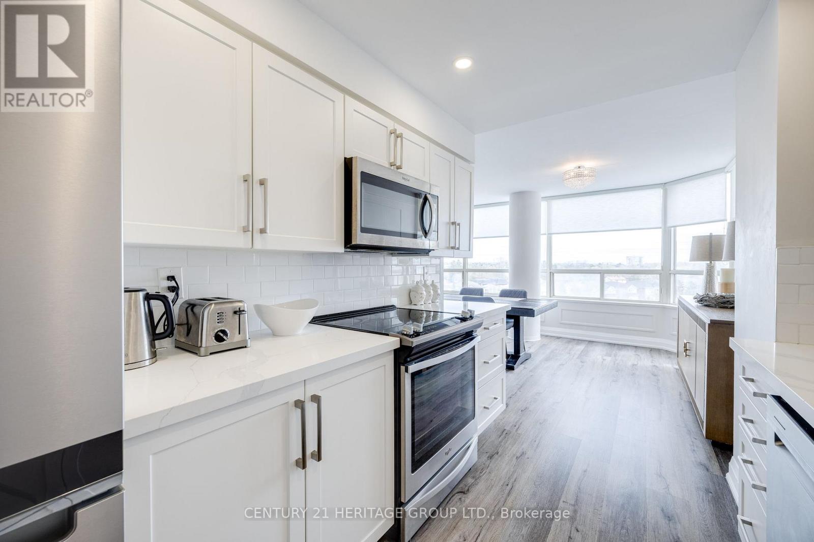 #707 7 TOWNSGATE DRIVE - 4