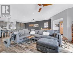1502 - 65 Ellen Street, Barrie, ON L4N3A5 Photo 13