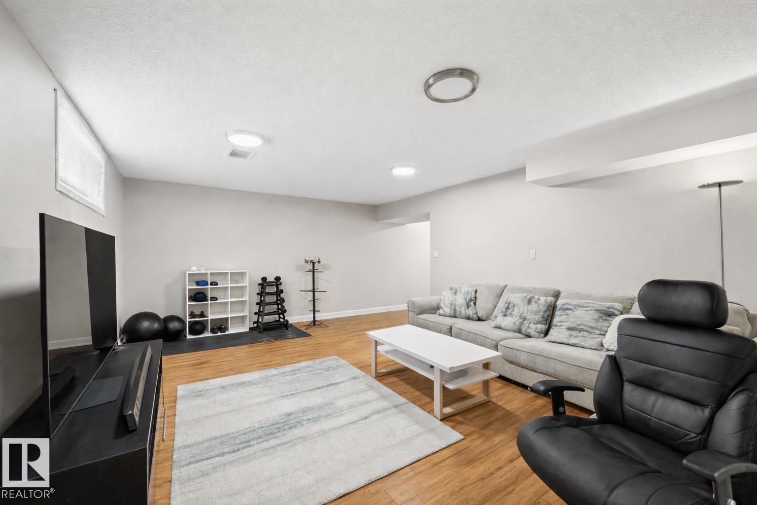 13804 13808 119 AV NW, Edmonton