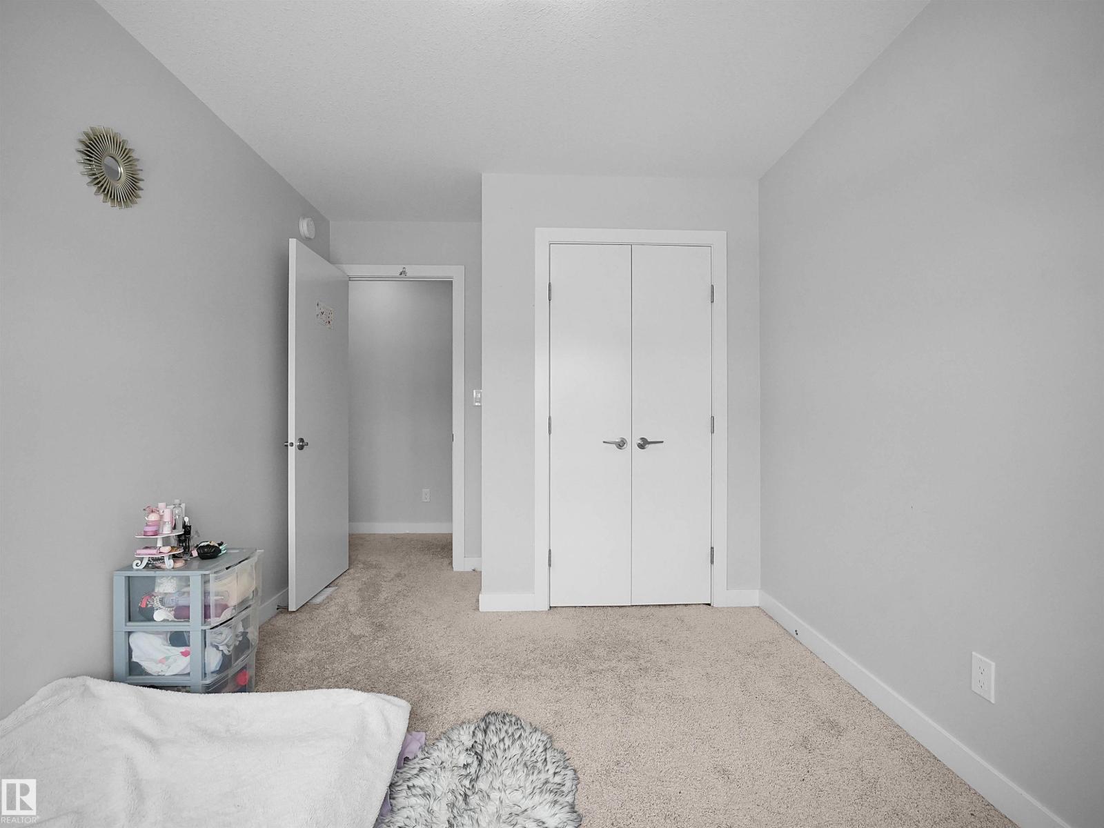 9143 PEAR DR SW, Edmonton