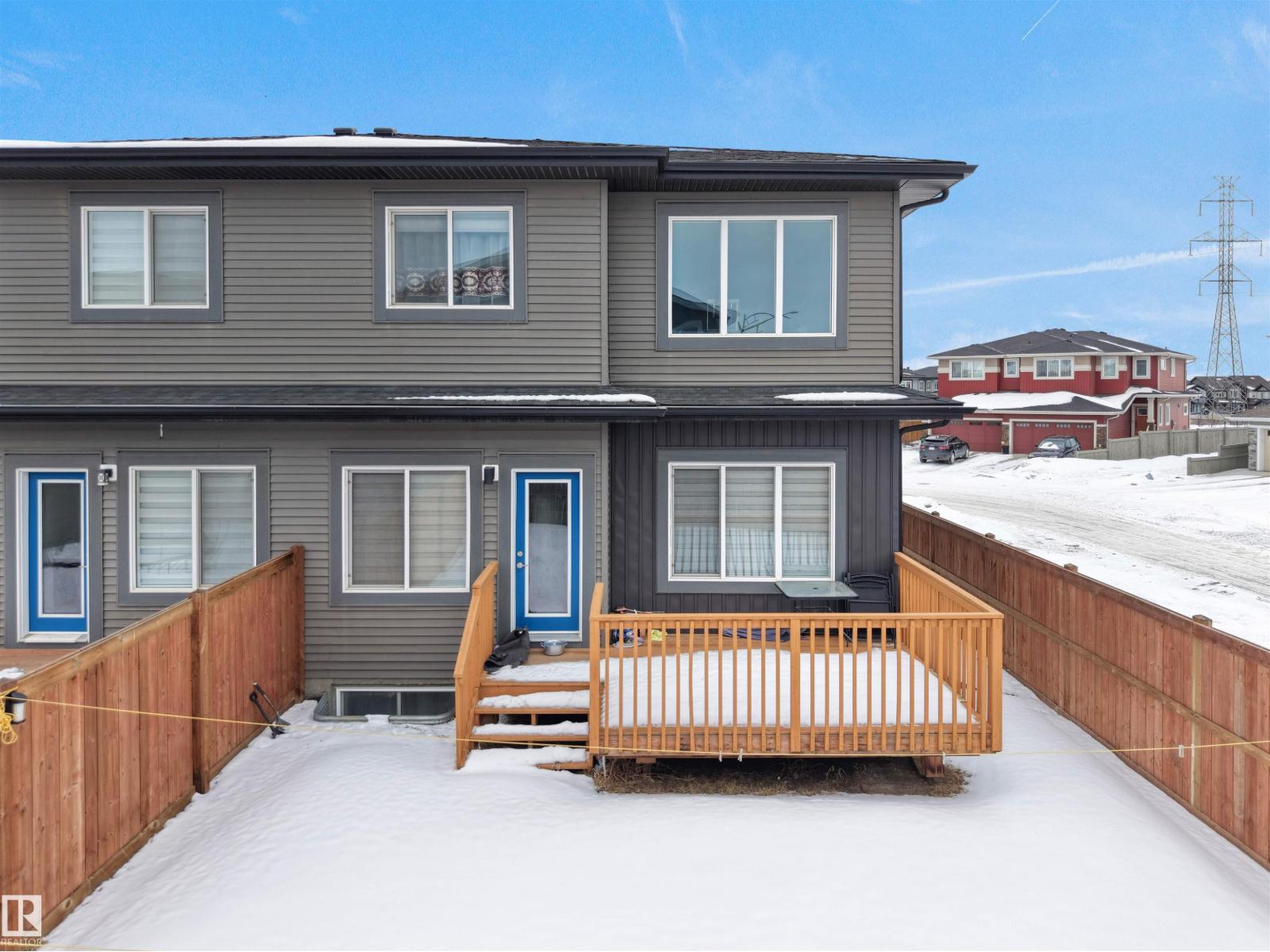 9143 PEAR DR SW, Edmonton