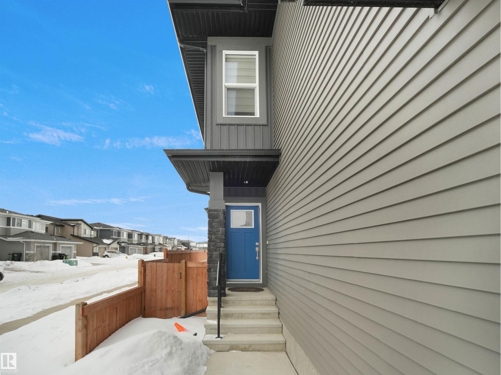9143 PEAR DR SW, Edmonton