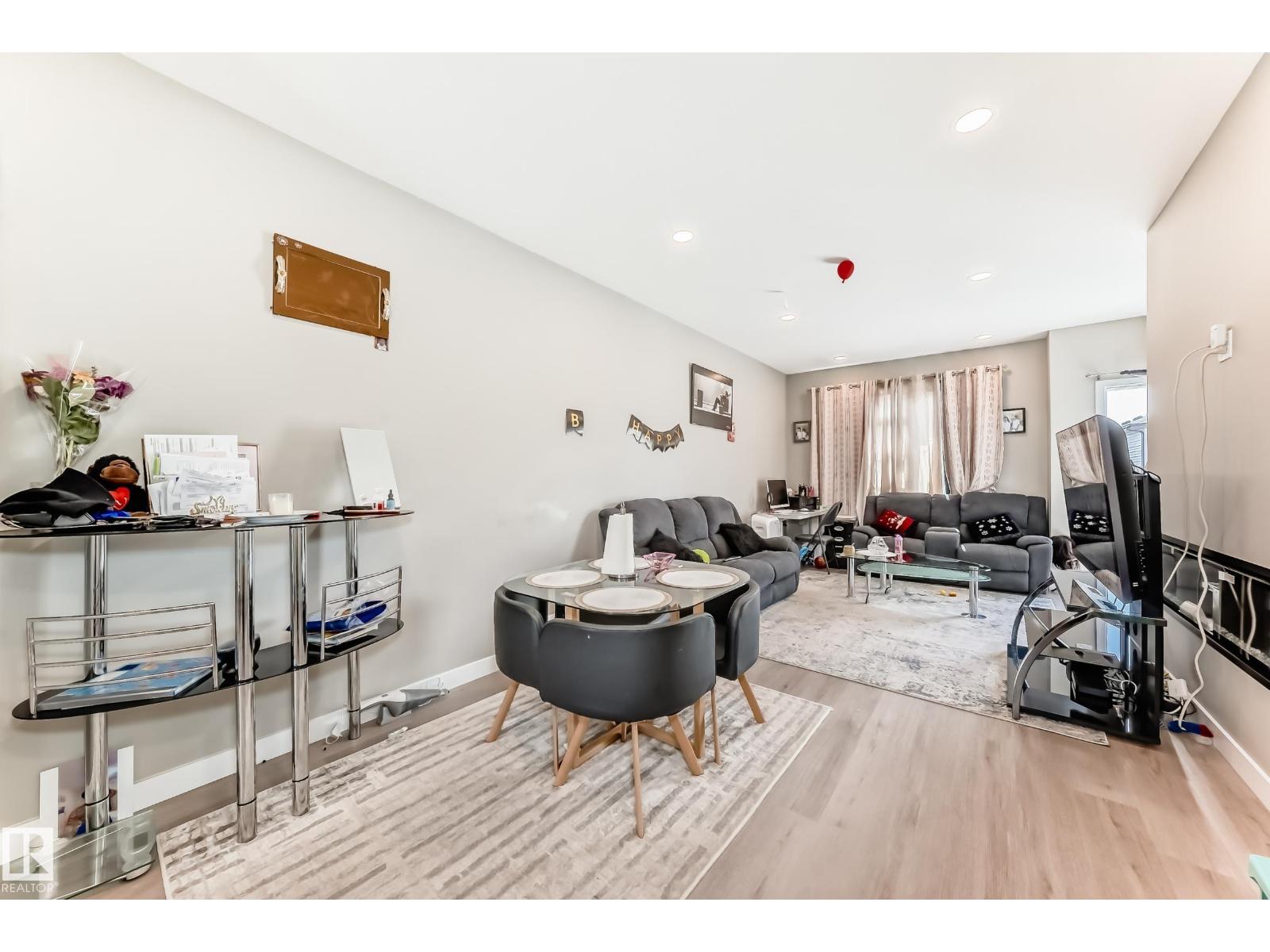 #92 17635 58 ST NW, Edmonton