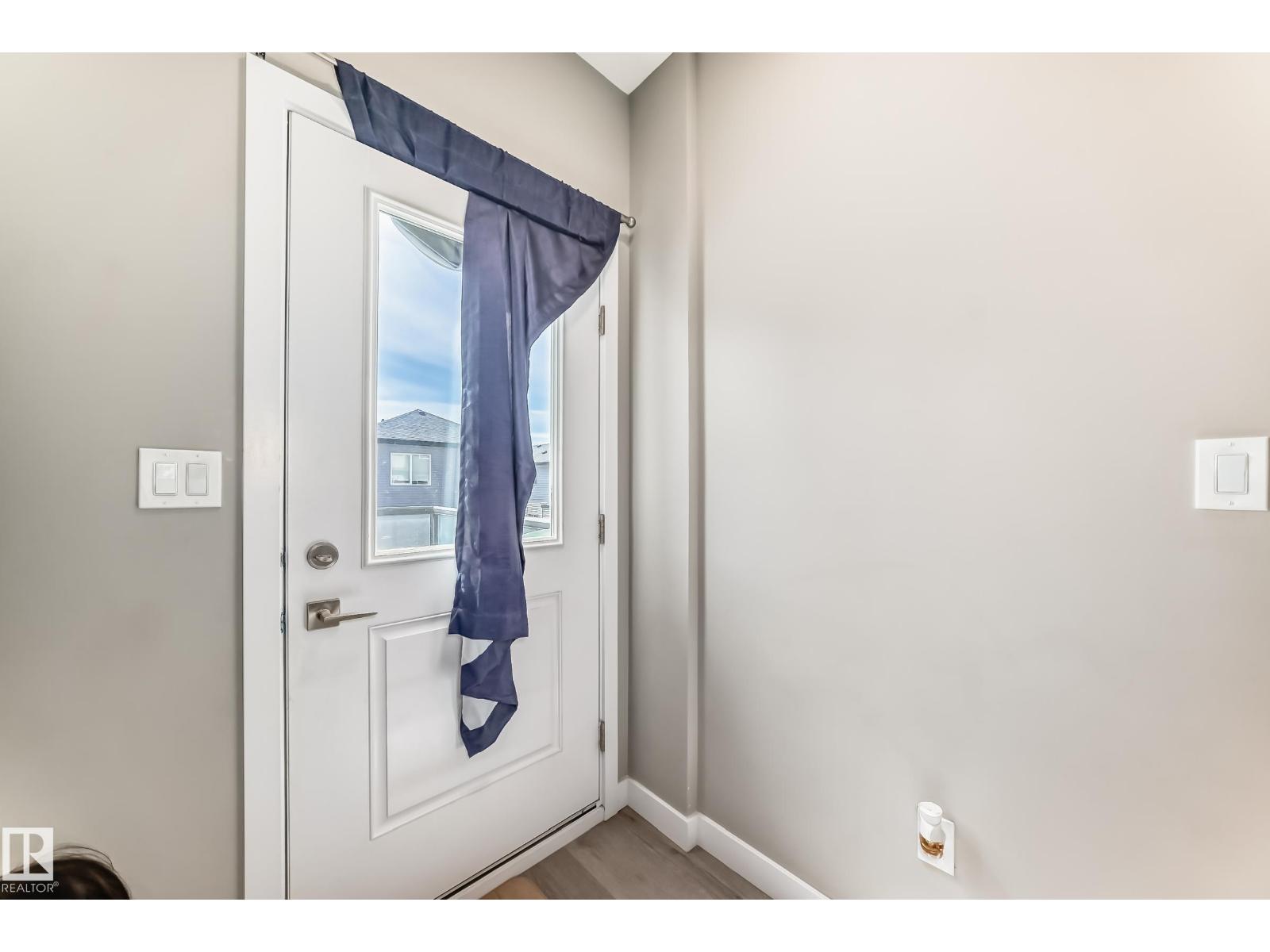 #92 17635 58 ST NW, Edmonton
