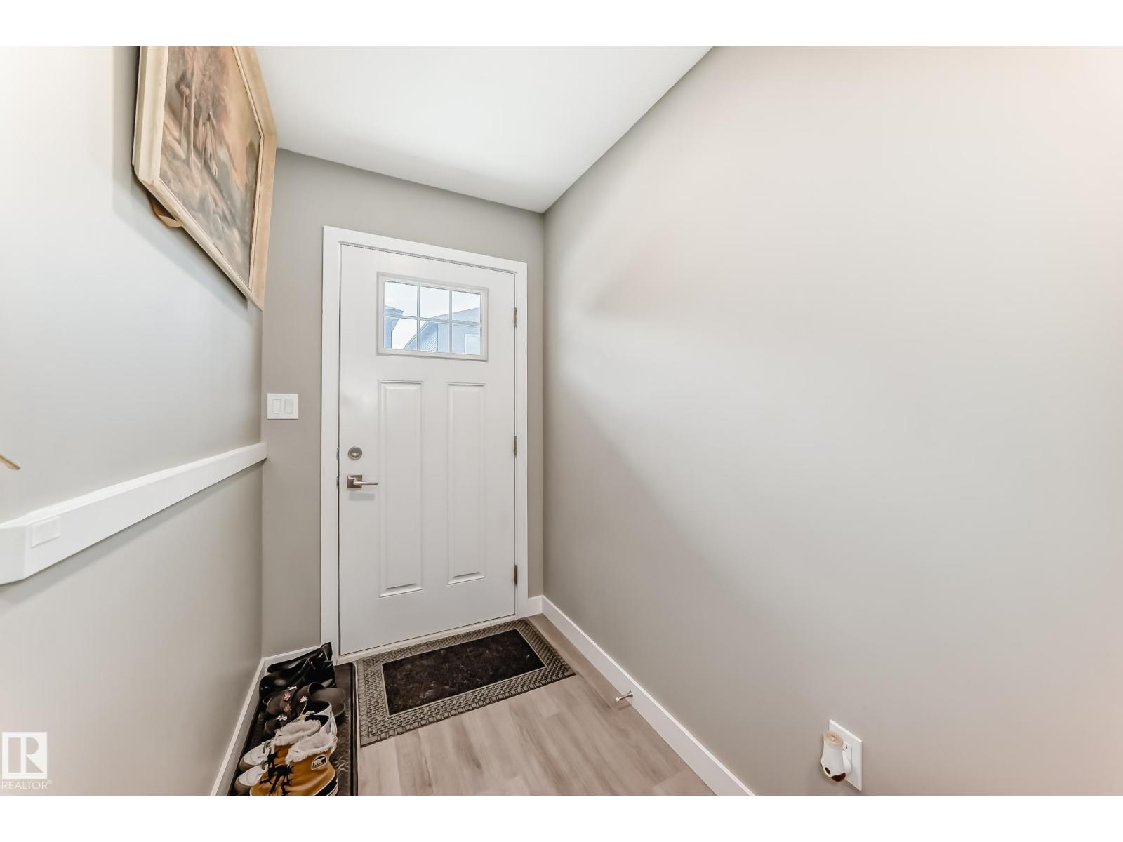 #92 17635 58 ST NW, Edmonton