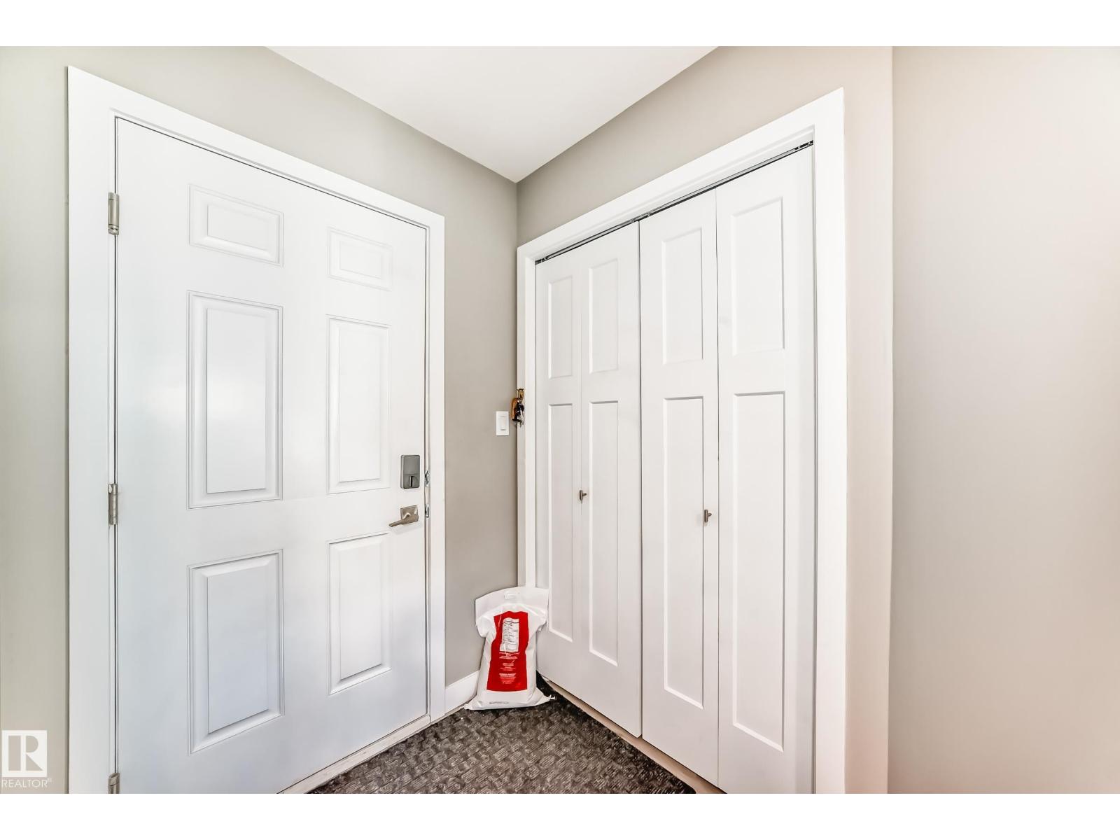 #92 17635 58 ST NW, Edmonton