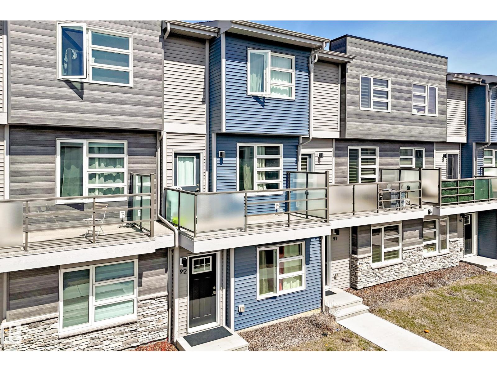 #92 17635 58 ST NW, Edmonton