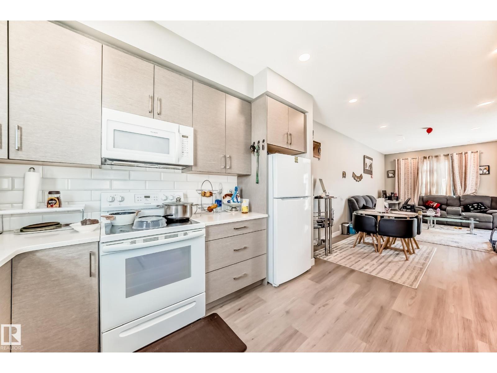 #92 17635 58 ST NW, Edmonton