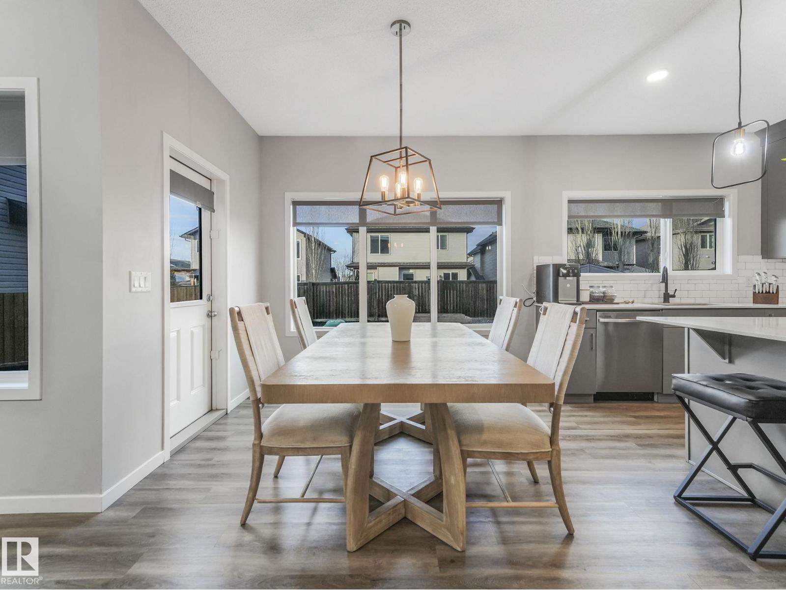 10 AUTUMNWOOD CR, Spruce Grove