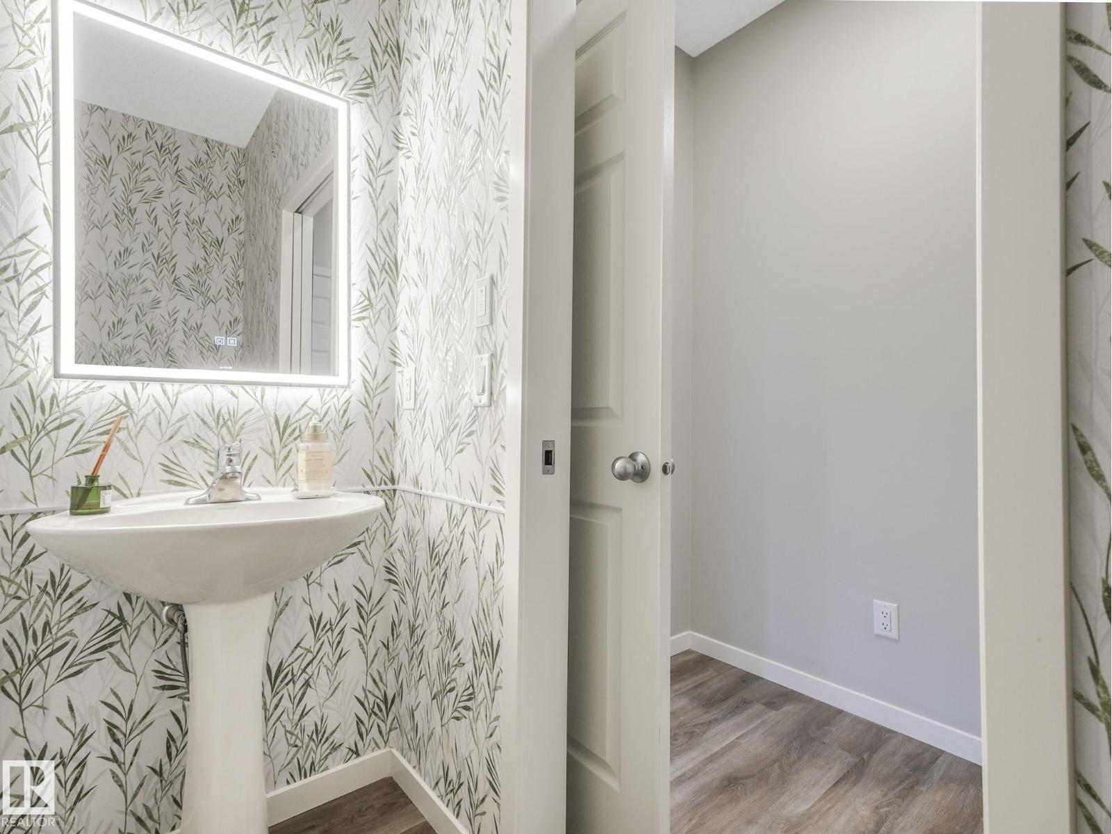 10 AUTUMNWOOD CR, Spruce Grove