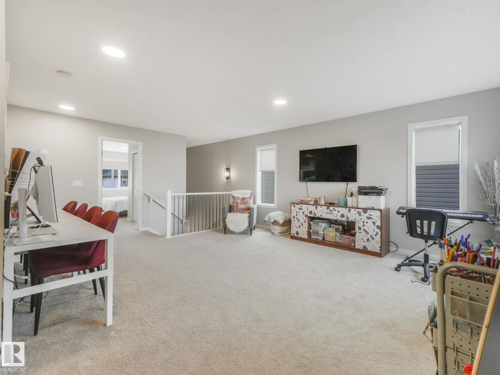10 AUTUMNWOOD CR, Spruce Grove