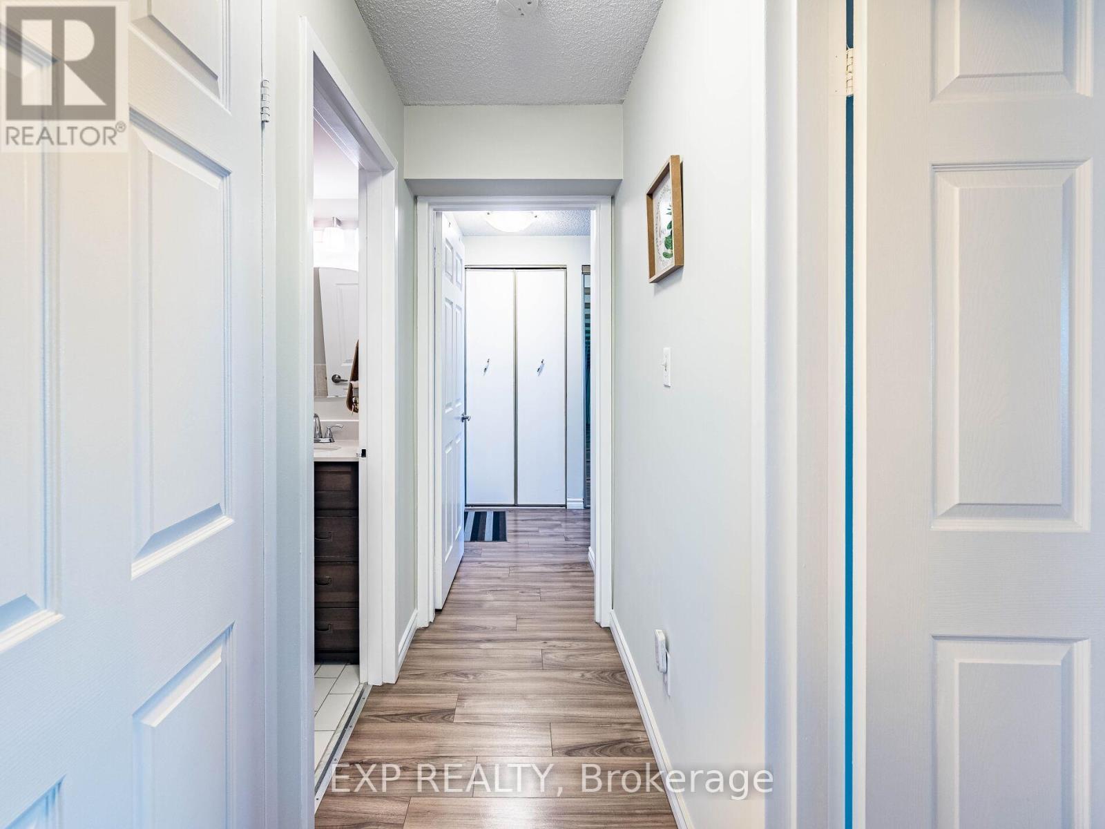 #907 25 AGNES STREET - 19