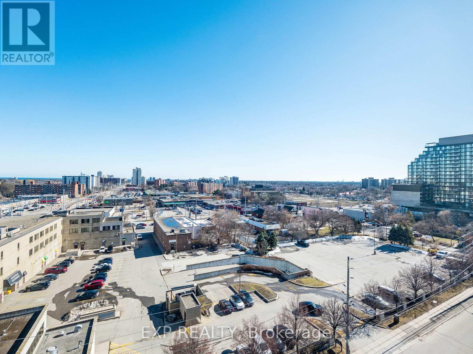 #907 25 AGNES STREET - 46