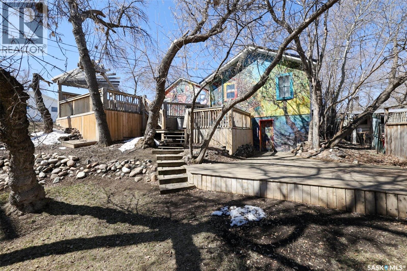231 Centre STREET - 27