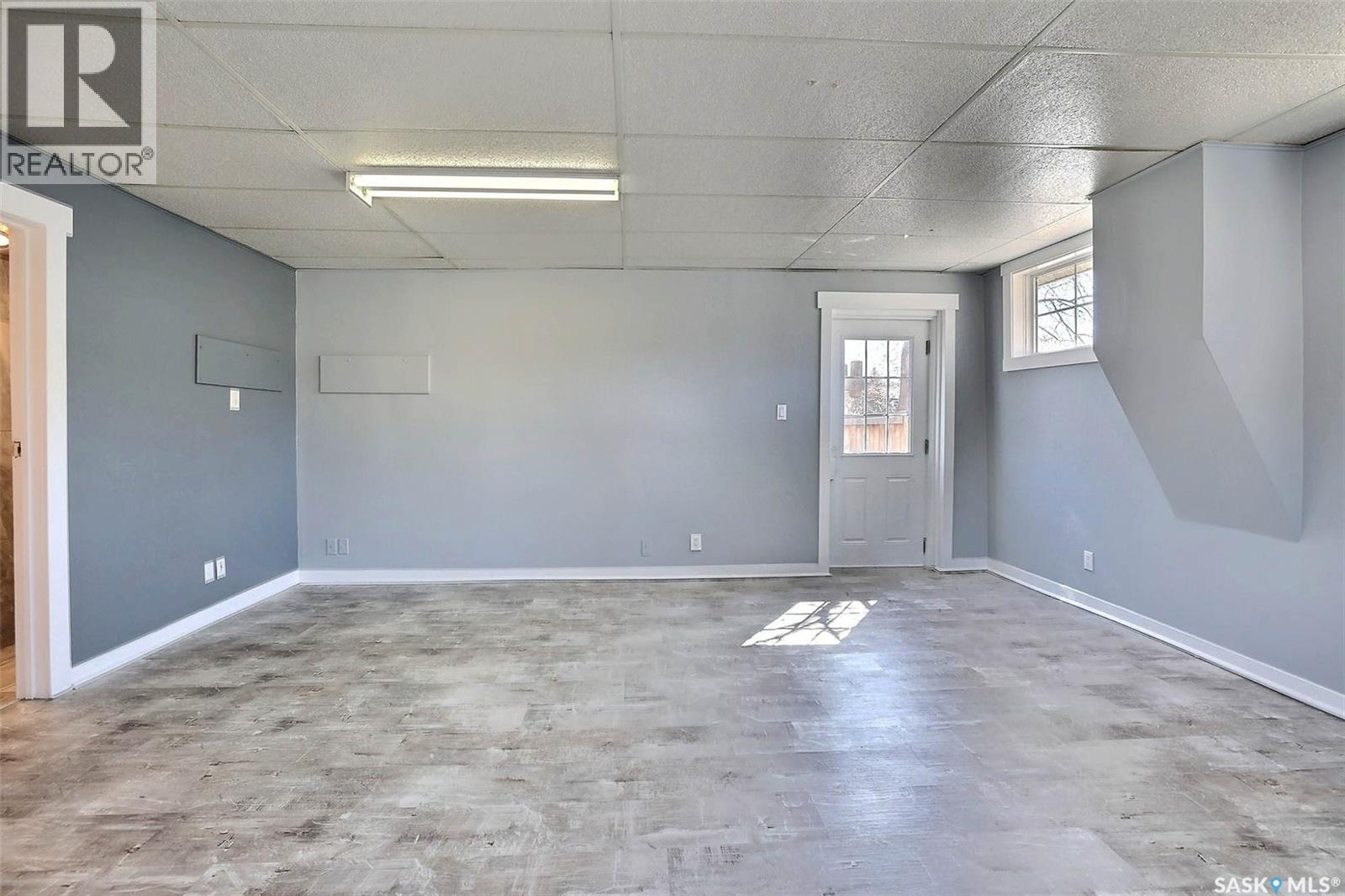 231 Centre STREET - 5
