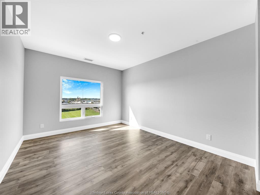 #604 4785 WALKER ROAD - 18