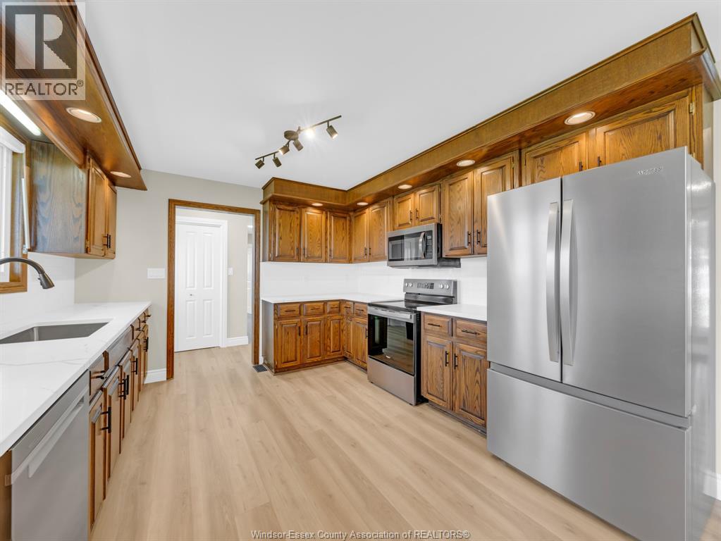 7045 COUNTY RD 23 (ARNER TOWNLINE), Essex, Ontario, N8M2X6 — Photo 8