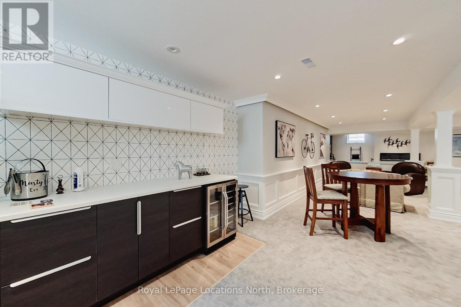 18 FRANCES DRIVE - 28
