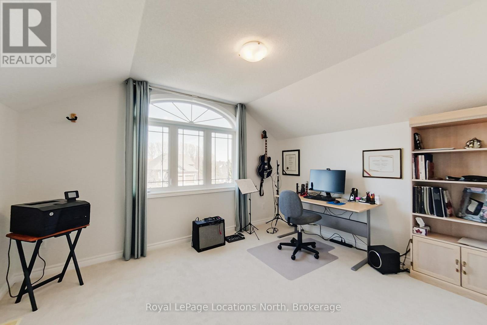 18 FRANCES DRIVE - 24