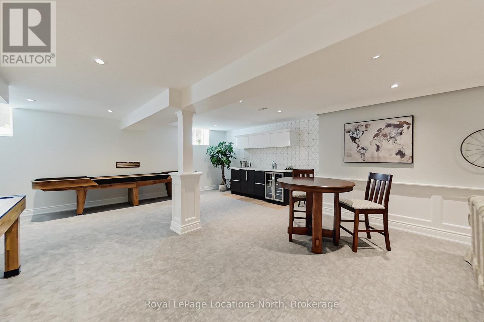 18 FRANCES DRIVE - 29