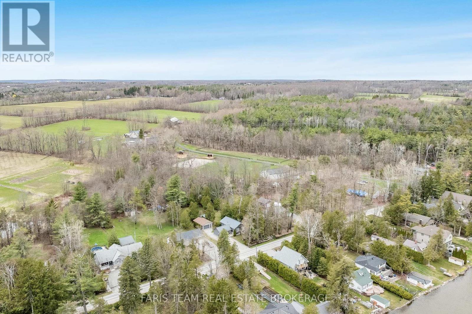 46 GREENWOOD AVENUE - 40